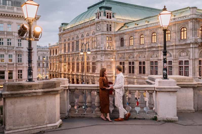 Vienna: Private Street Style Photoshoot in City Center - Location Options