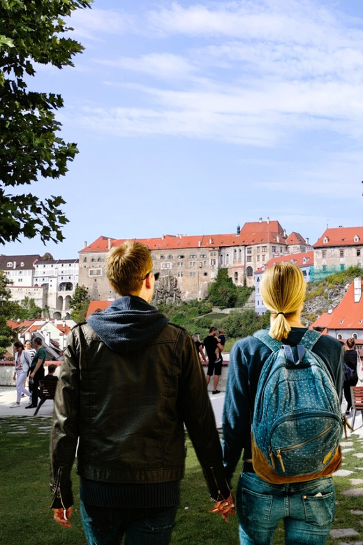 Vienna: Transfer to Prague via Fabulous Cesky Krumlov - Cesky Krumlov Highlights