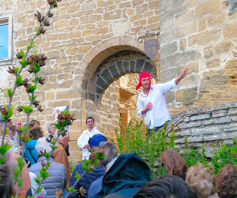 Visit Grillon, a Wonderful Provençal Village! - The Enclave Des Papes