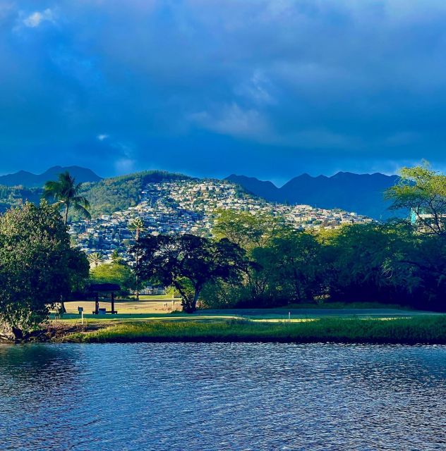 Waikiki Beaches and Royalty: A Self-Guided Audio Tour - Waikiki Beach and Beachfront