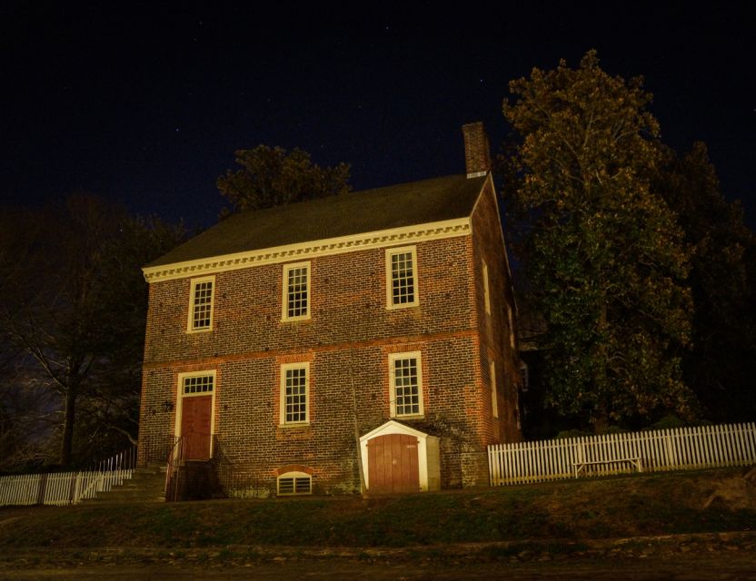 Williamsburg: Colonial Ghosts Ultimate Dead of Night Tour - Tour Highlights