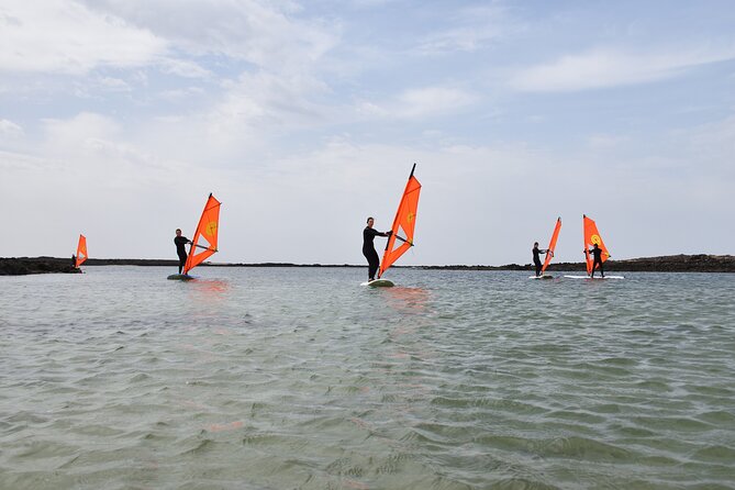 Windsurf Classes in Fuerteventura - Equipment and Gear Provided