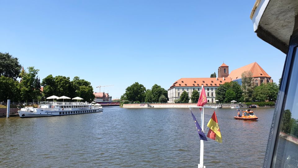 Wrocław: Long City Walk and River Cruise - Guided Walking Tour Highlights