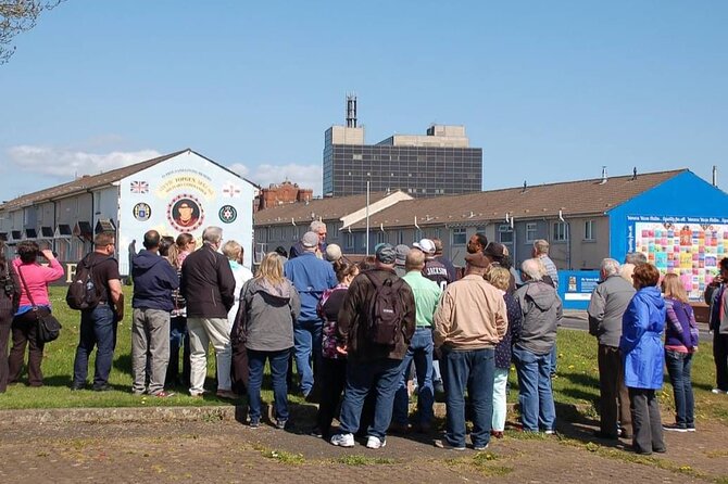 2hours Republican & Loyalist Mural Black Taxi Tour From Belfast - Reviews and Ratings