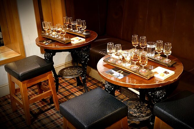 Afternoon Whisky Tasting in a Traditional Edinburgh Bar - Explore the Whisky Tasting