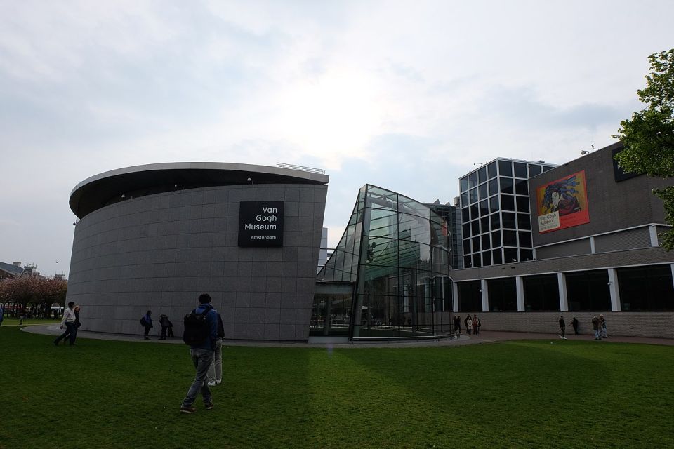 Amsterdam: Van Gogh Museum Private Guided Tour - Discover Influences From Other Artists