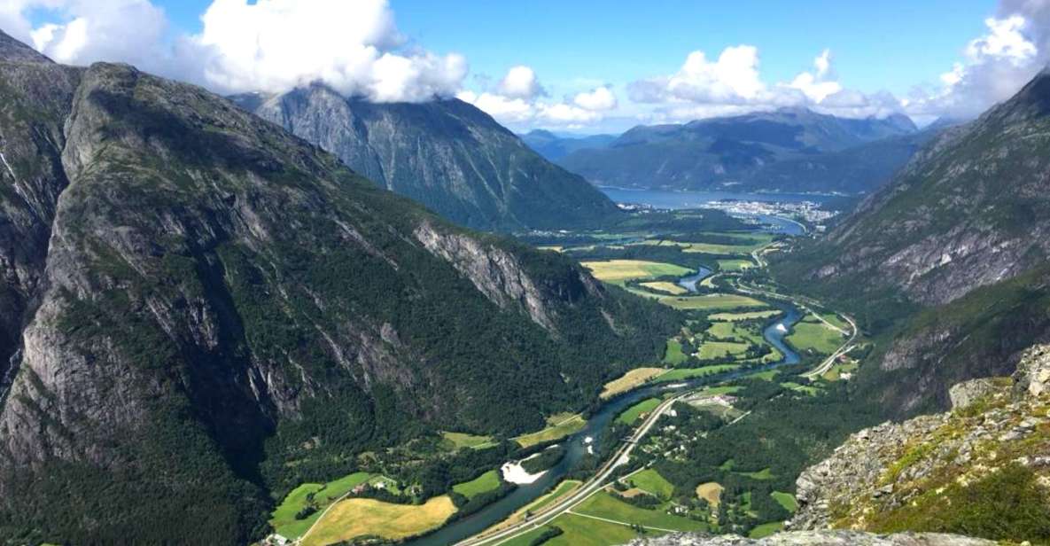 Åndalsnes - Trollstigen & Trollwall Audio Guide Bus Tour - Tour Description