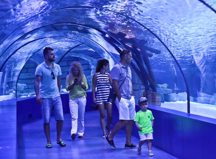 Antalya: Aquarium Entrance Ticket & Optional Transfer - Food and Drinks