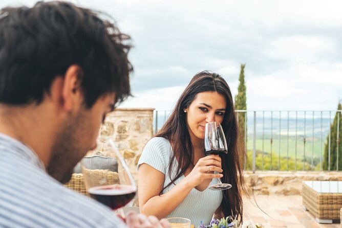 Aperitif on the Terrace of Podere Montale at Sunset - Accessibility and Capacity