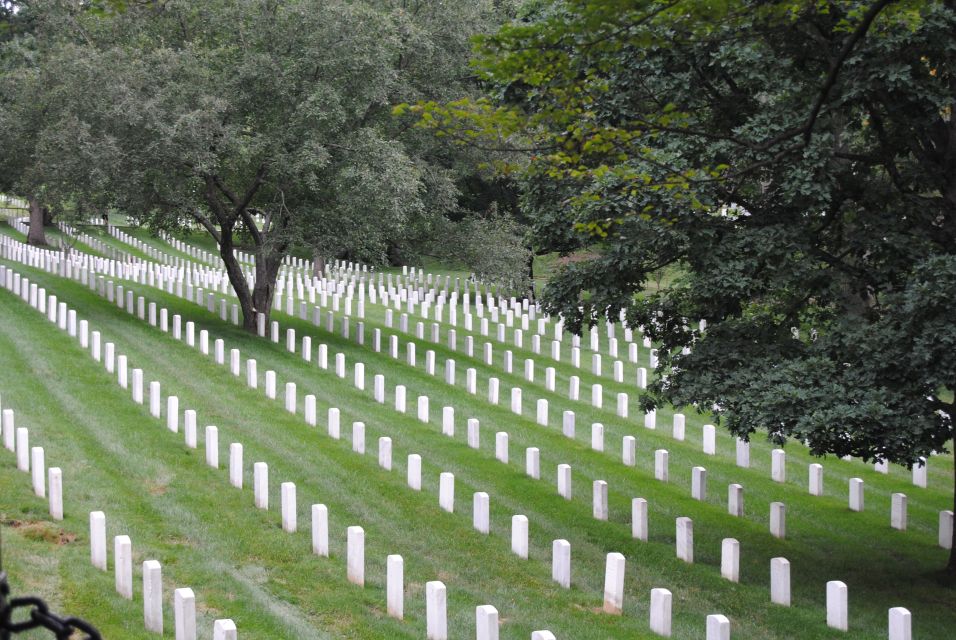 Arlington: Private Arlington Cemetery Guided Walking Tour - Meeting Point