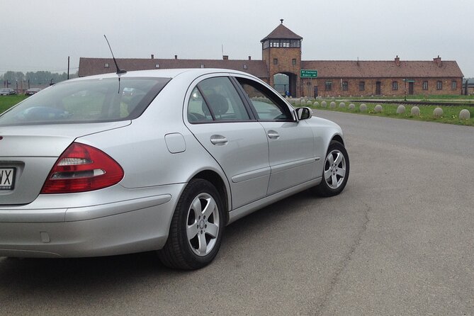 Auschwitz-Birkenau VIP Tour From Krakow - Explore Krakows Jewish District