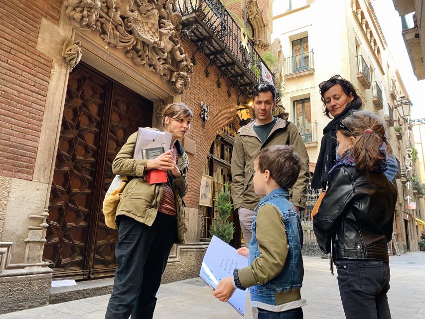 Barcelona: Private Family-Friendly City Tour - Cultural Exploration