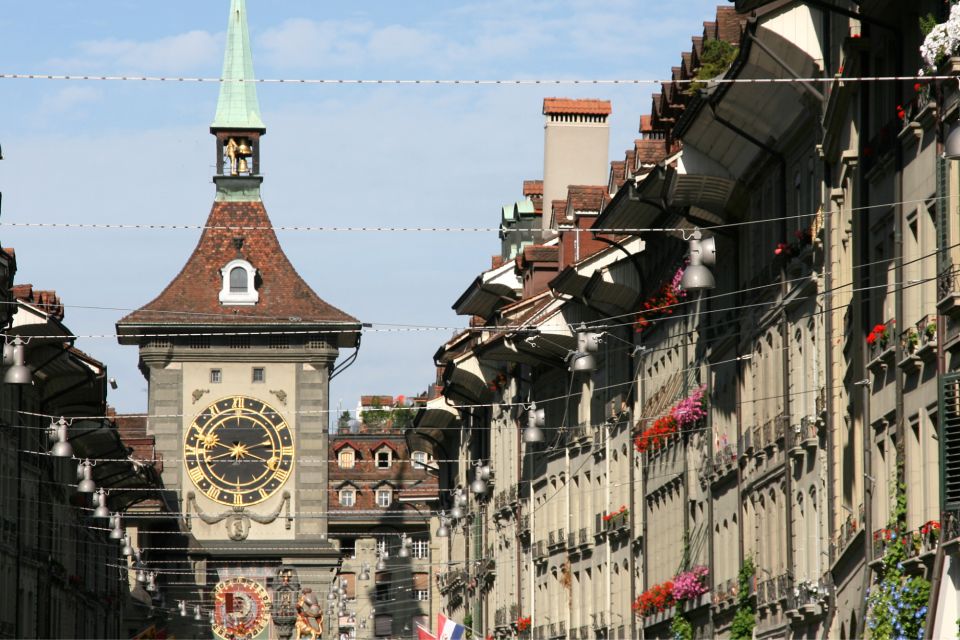 Bern Highlights Self-Guided Scavenger Hunt and Walking Tour - Requirements and Recommendations