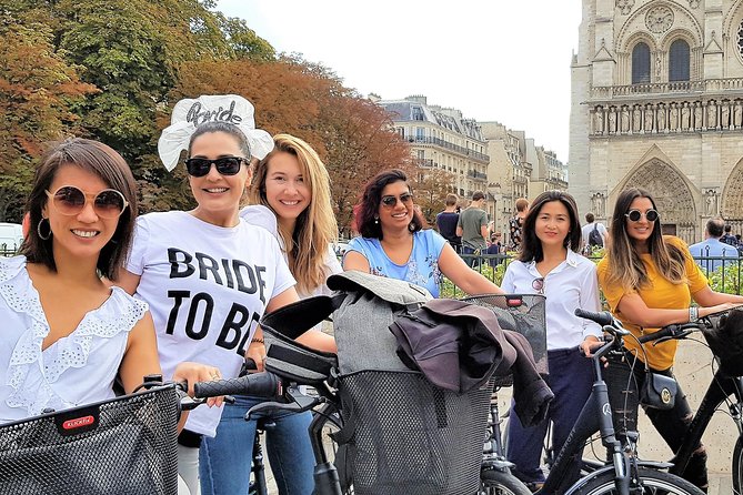 Bike Paris Treasures With a Live Guide - Families & Friends - Tour Accessibility and Suitability