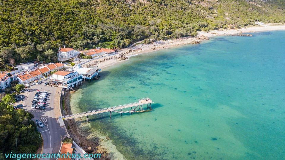 Boat Trip and Jeep Tour With Lunch in Arrábida - Lunch at Portinho