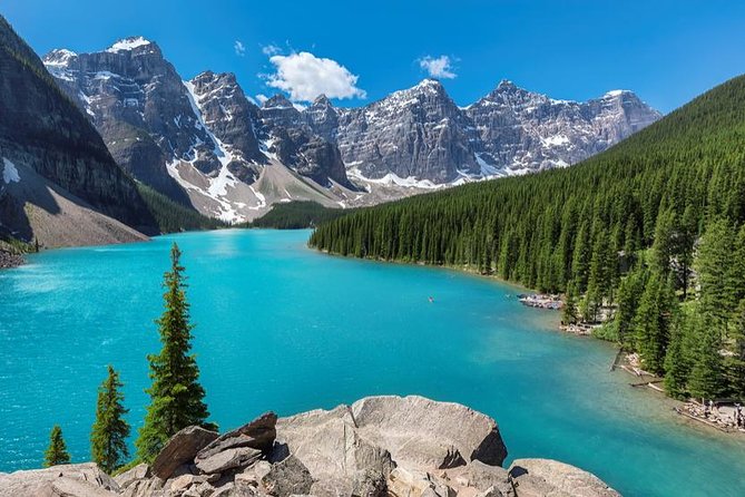 Calgary Airport & Airport Hotels to Banff & Lake Louise Transfer - Luggage and Belongings