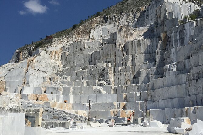 Carrara Marble Quarry Tour With Food Tasting - Tour Duration and Group Size