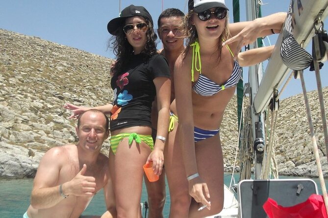 Catamaran Cruise in Mykonos With Meal, Drinks & Transport - Departure and Accessibility