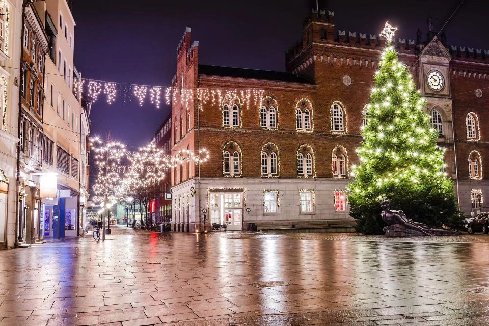 Christmas Charms in Odense - Walking Tour - Meeting Point