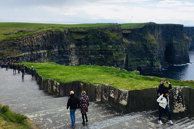 Cliffs Of Moher Tour In English - Group Size and Accessibility