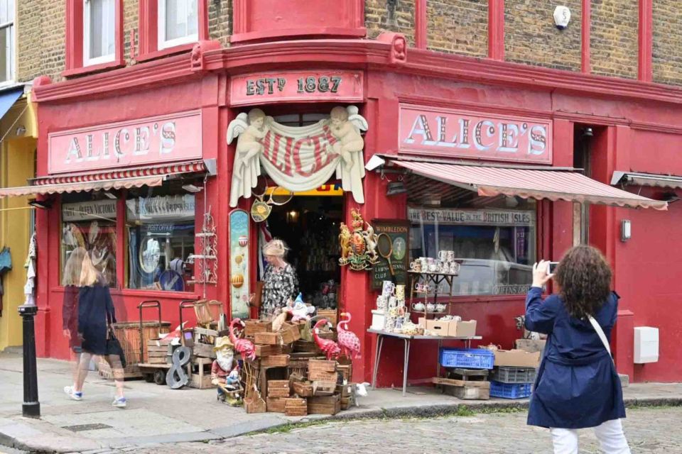 Colourful Notting Hill Photography Tour - Luxury Chocolate Tasting Experience