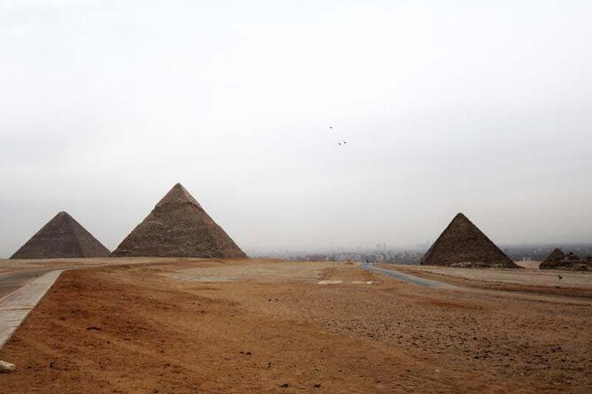 Day Trip to Cairo By Flight From Hurghada - Itinerary: Giza Pyramids