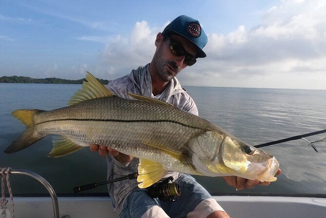 Fishing Trip by Boat - 6h - Meeting Point and Transportation