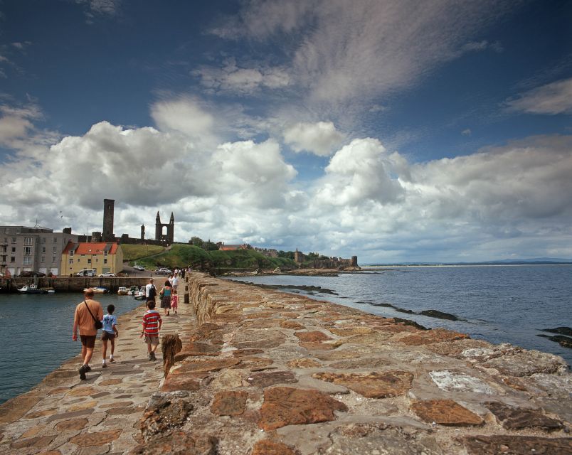 From Edinburgh: St Andrews & Fishing Villages of Fife Tour - Arrival in St Andrews