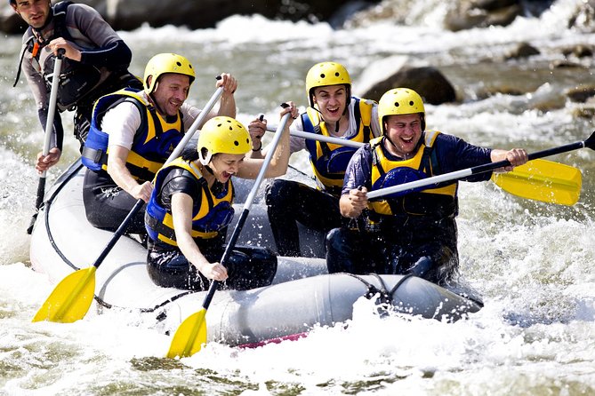 From Krakow: Dunajec Pontoon Rafting Trip - Experience Highlights