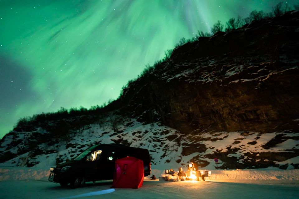 From Tromsø: Guided Northern Lights Photo Chase - Amenities