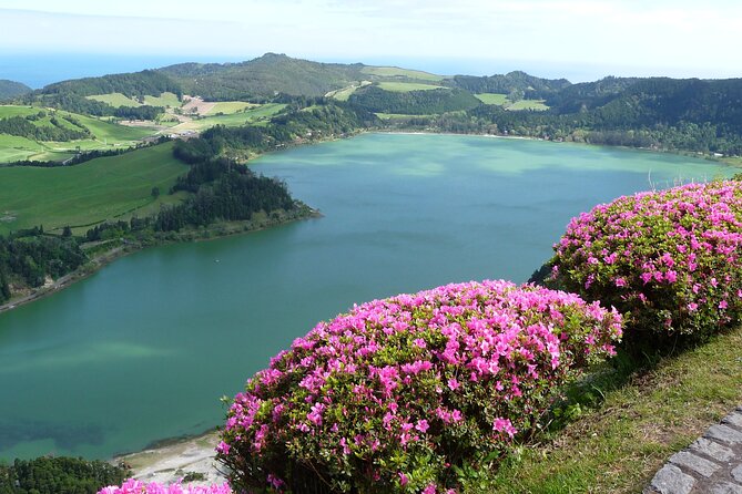 Full Day Private Tour of West and East in São Miguel Island - Accessibility Information