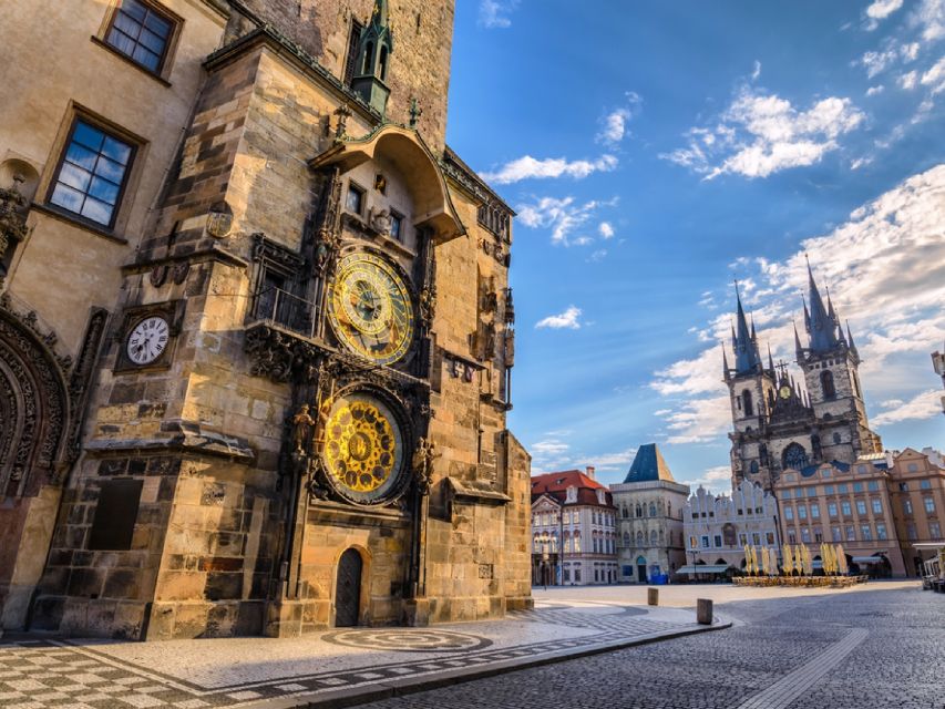 Full-Day Private Trip From Vienna to Prague - Language and Guide Availability