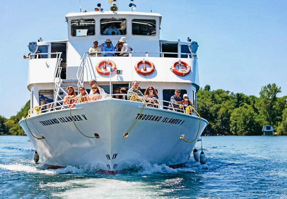 Gananoque: 1000 Islands Cruise With Boldt Castle Admission - Onboard Amenities and Restrictions