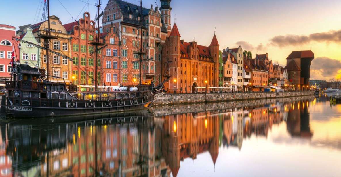 Gdansk: Small Group Evening Walking Tour - Frequently Asked Questions