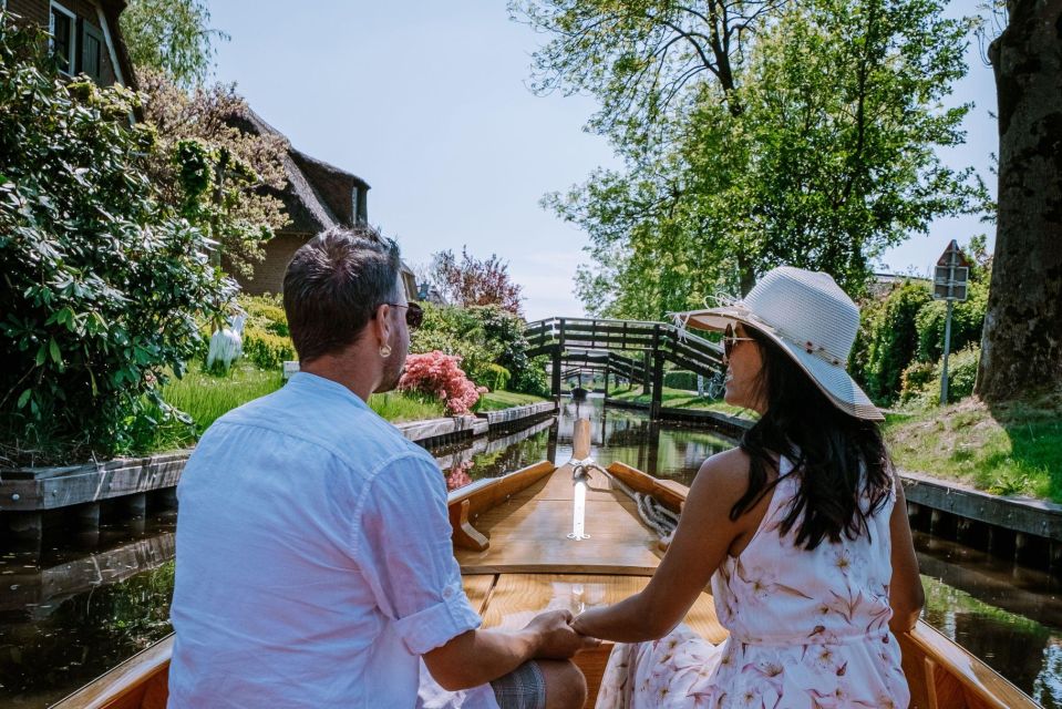 Giethoorn: Highlights & History Self-Guided Walking Tour - Starting Location