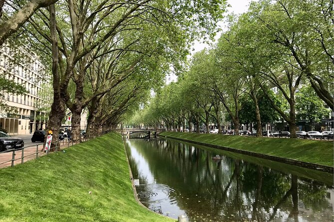 Guided Walking Tour in Dusseldorf - Recommended Attire