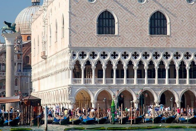 High-Speed Train Rome to Venice: Day Trip & Happy Hour - Experiencing the Grand Canal