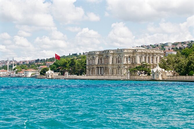 Istanbul: Bosphorus Cruise, Bus Tour, Cable Car Ride With Live Guide & Ticket - Air-Conditioned Vehicle and Hotel Pickup