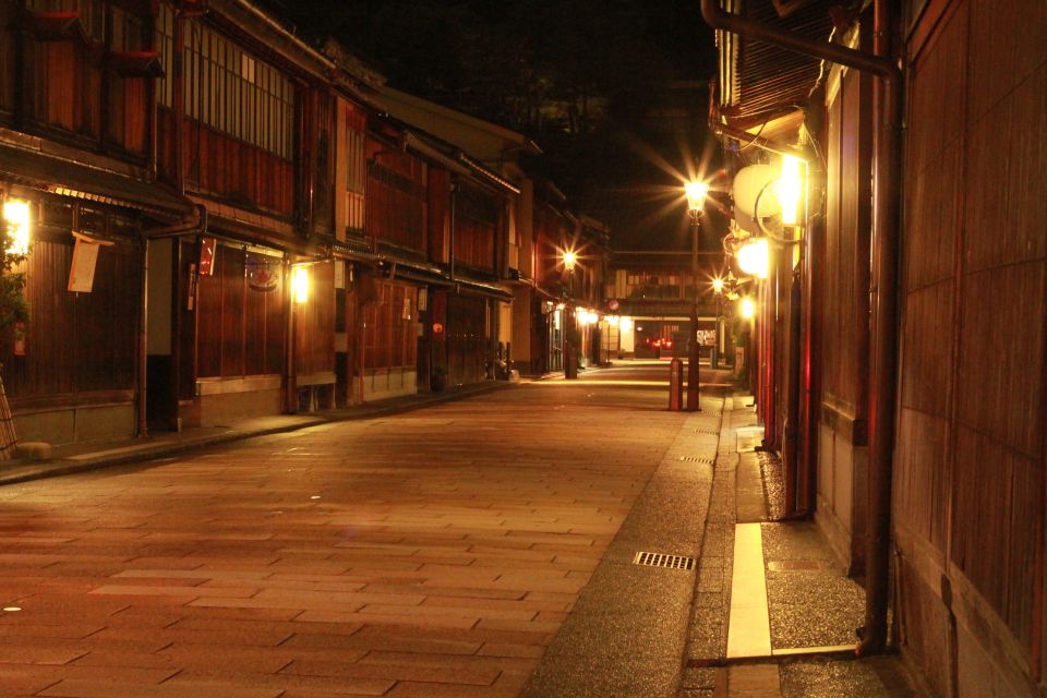 Kanazawa Night Tour With Full Course Meal - Customer Reviews