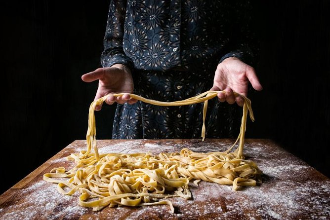 Learn How to Make Traditional Tuscan Tagliatelle in Florence - Class Features