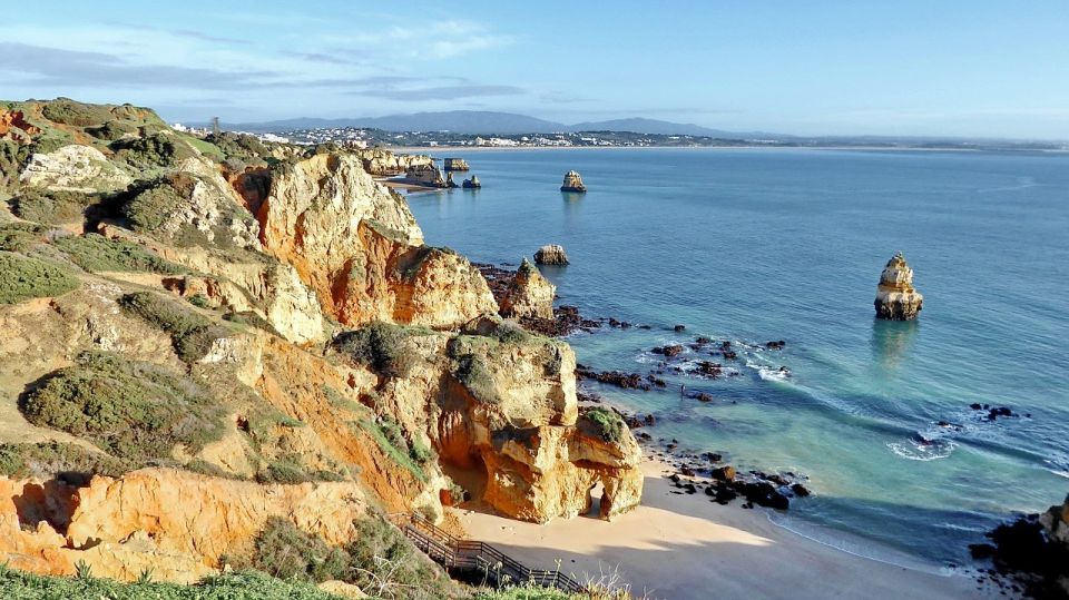 Lisbon: Algarve 3-Day Trip for Seniors With Hotels and Lunch - Accommodation Details