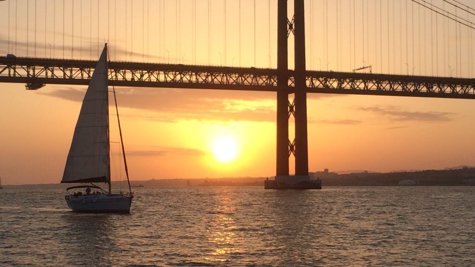 Lisbon: Private Tagus River Sunset Cruise on a Luxury Boat - Stunning Sunset Views