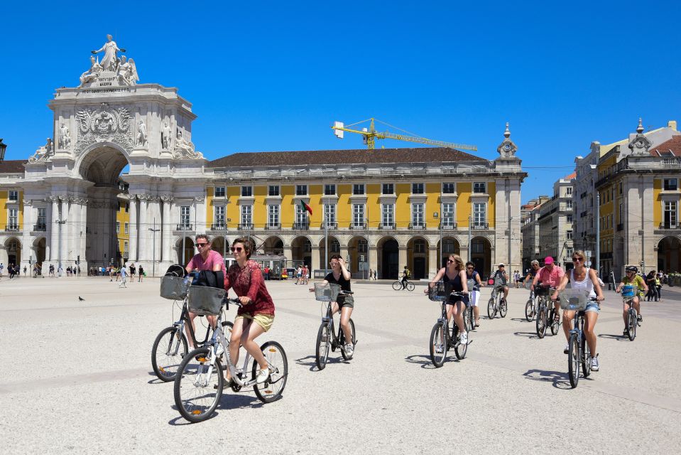 Lisbon: Riverside Light Bicycle Tour in Dutch - Culinary Experiences