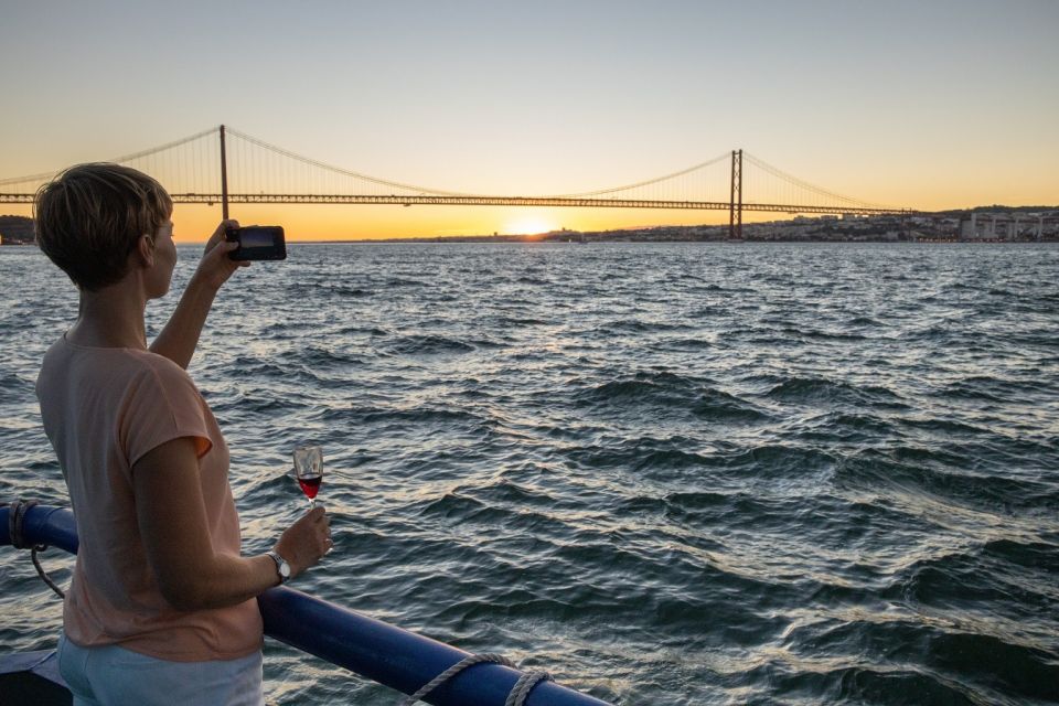 Lisbon: Sightseeing Boat Tour With Hop-On Hop-Off Option - Onboard Amenities and Information