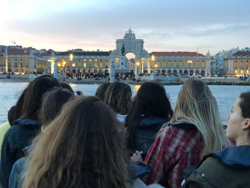 Lisbon Speedboat Sunset With Monuments Sightseeing - Inclusions and Exclusions