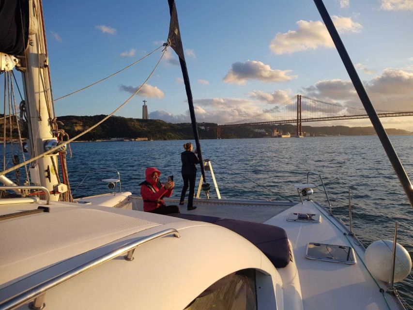 Lisbon: Sunset Catamaran Cruise, Drink, and Music - Amenities and Comfort