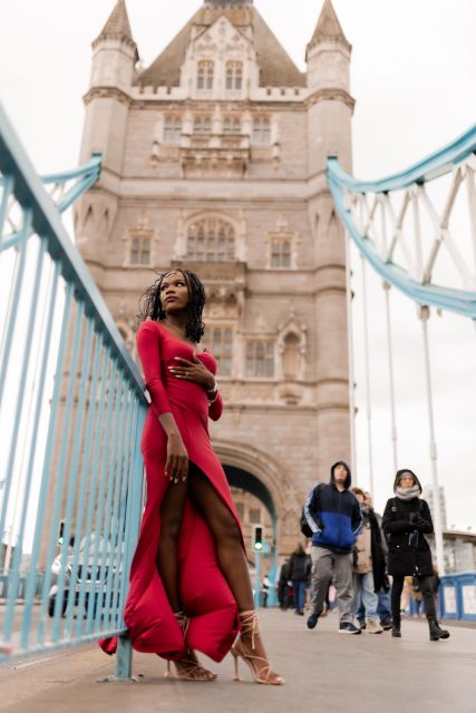 London: A Bespoke Photoshoot for the Cosmopolitan in You! - Flexible Scheduling and Availability