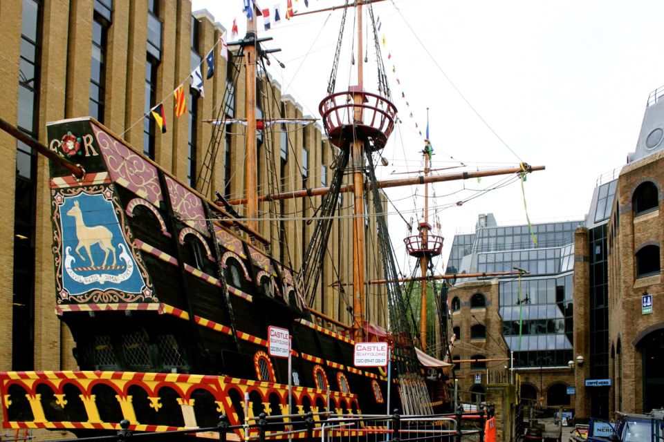 London: See 30+ Top Sights and Eat 8 British Foods Tour - Feast on Traditional British Cuisine