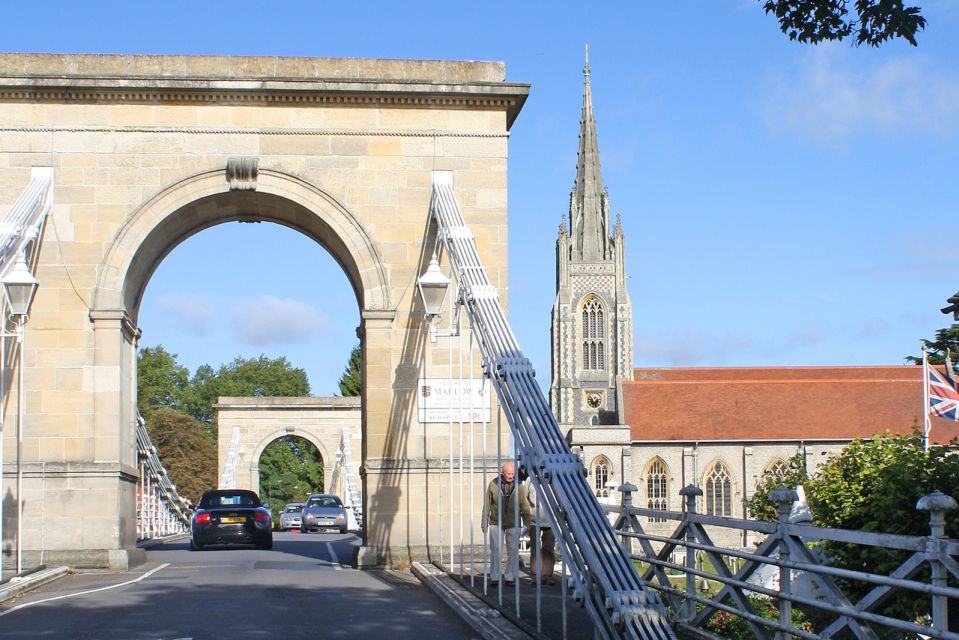 Marlow: Quirky Self-Guided Smartphone Heritage Walks - Marveling at Flash Locks