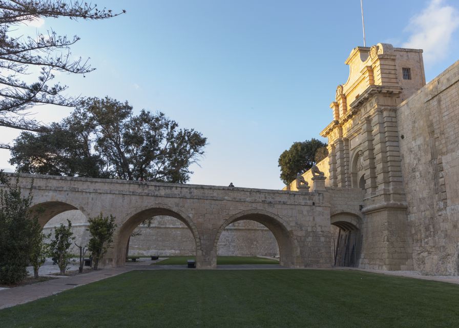 Mdina and Rabat: Guided City Walking Tour - Meeting Point